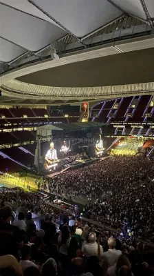 Fiesta de Esperanza: The Electrifying Madrid Concert That Broke Records!